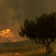 Illustration for article titled Southern California Fires Demand New Techniques in Fire Science